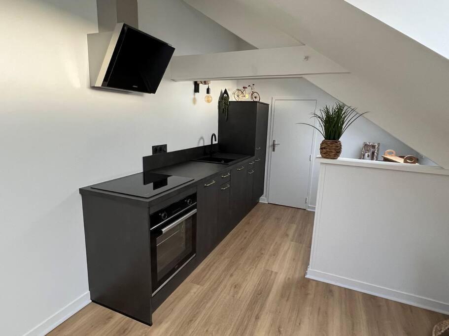 Appartement T3 Coeur De ดีน็อง ภายนอก รูปภาพ