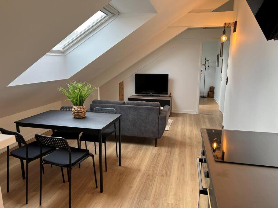 Appartement T3 Coeur De ดีน็อง ภายนอก รูปภาพ