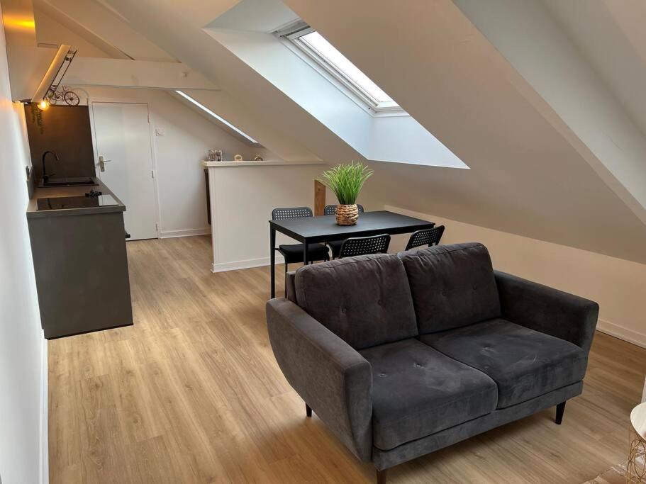 Appartement T3 Coeur De ดีน็อง ภายนอก รูปภาพ